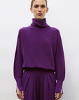 12 FW26 NORA VIOLET PROFOND FW26 LAUREN VIOLET PROFOND 005 face crop.jpg
