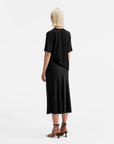 YoliVneckBlouse black3 f1a95fc1 4e5a 4f44 a4c3 a784d5d6e981.jpg